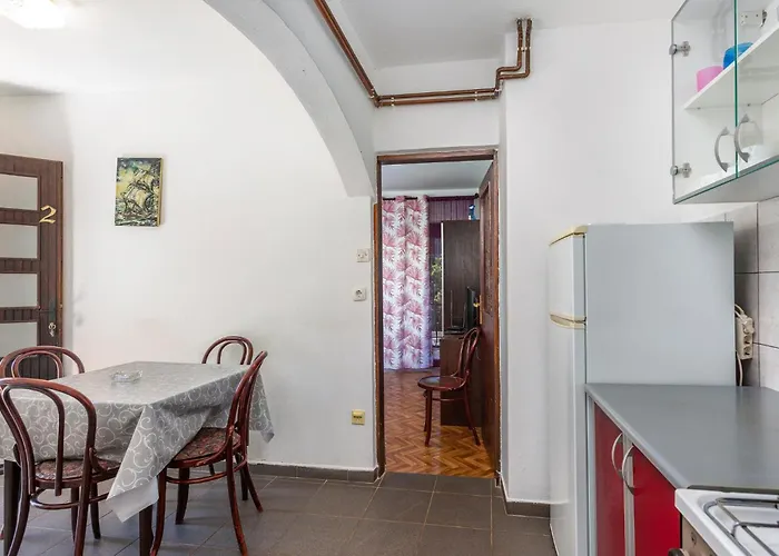 2 Bedroom Awesome In