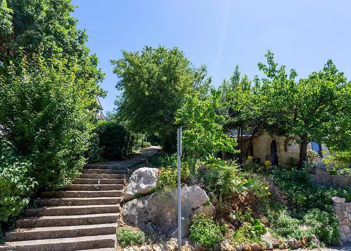 2 Bedroom Awesome In * ニヴィーチェ