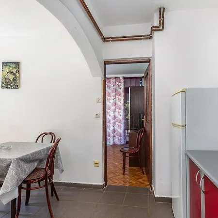 2 Bedroom Awesome In
